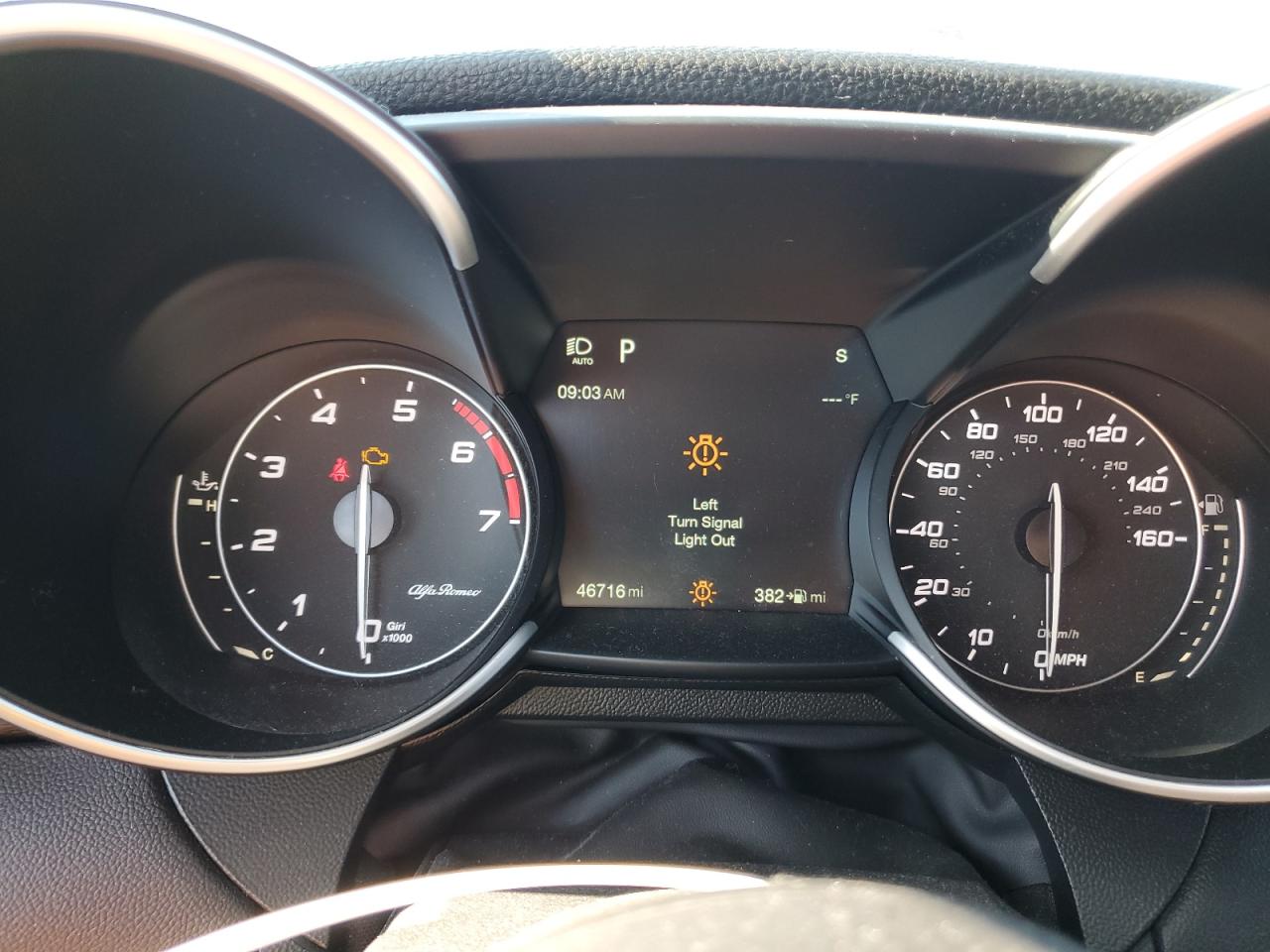 2018 Alfa Romeo Giulia VIN: ZARFAEBN5J7565470 Lot: 53438574