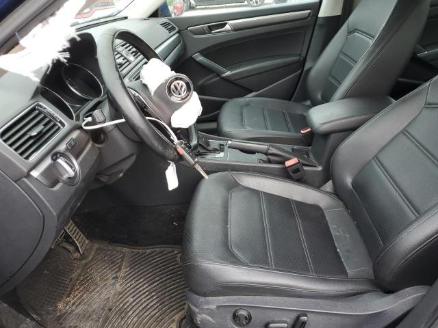  VOLKSWAGEN PASSAT 2017 Синий