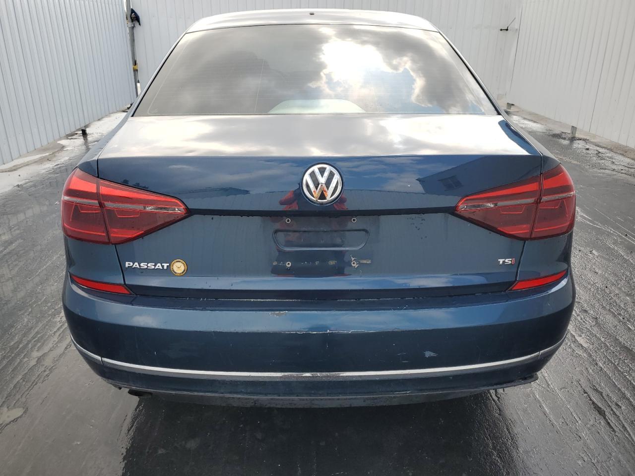 2018 Volkswagen Passat S VIN: 1VWAA7A34JC021661 Lot: 53835934