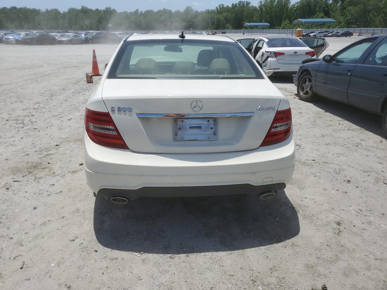 2012 Mercedes-Benz C 300 4Matic VIN: WDDGF8BB6CR226785 Lot: 56124334