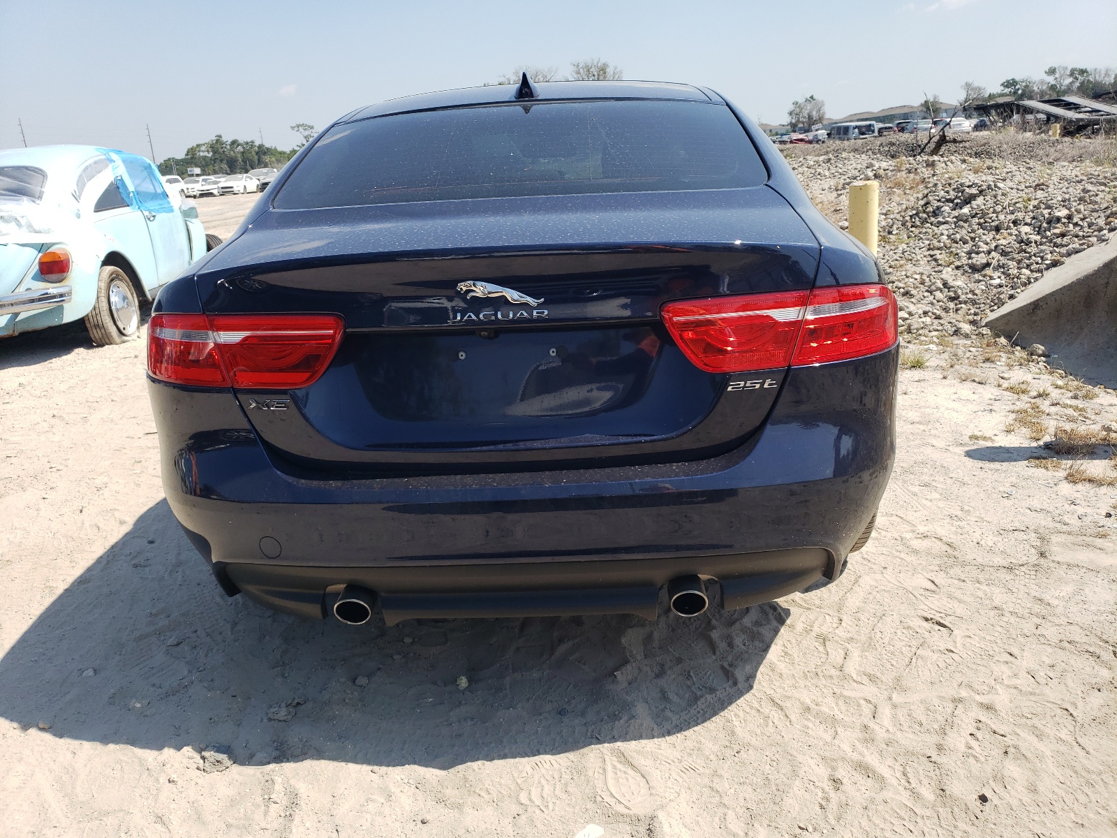 SAJAE4FX2JCP37459 2018 Jaguar Xe Prestige