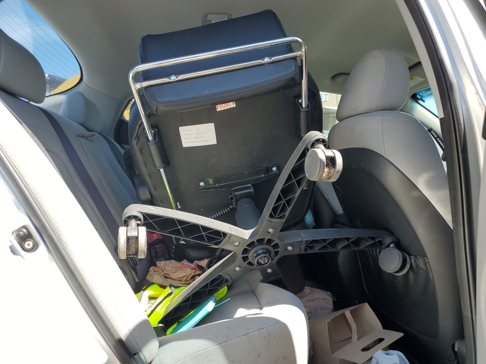 KNAGM4A77B5171059 2011 Kia Optima Lx