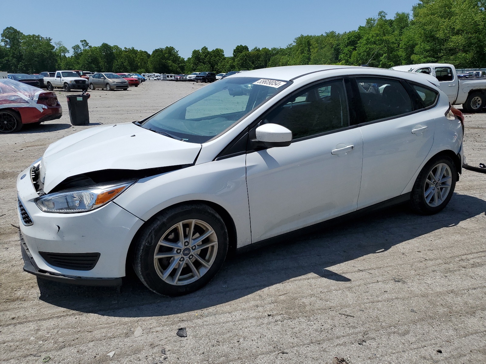 2018 Ford Focus Se vin: 1FADP3K23JL257723