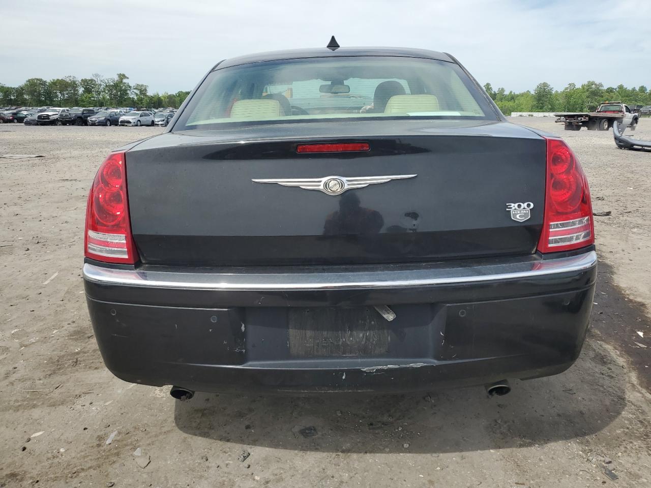 2C3LA63H68H136319 2008 Chrysler 300C