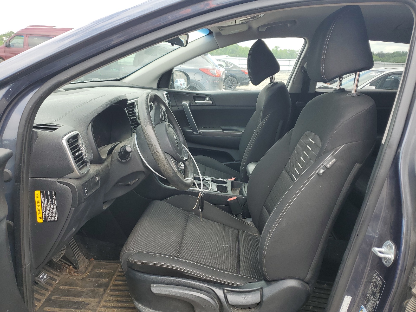 KNDPMCAC1J7316061 2018 Kia Sportage Lx