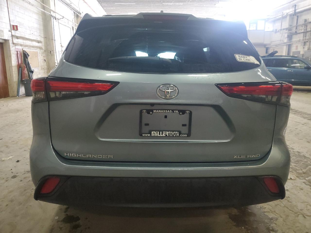 2022 Toyota Highlander Xle VIN: 5TDHZRBH2NS231857 Lot: 56827034