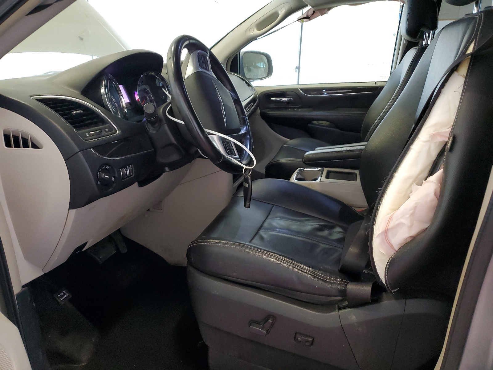 2C4RC1BG5DR802408 2013 Chrysler Town & Country Touring