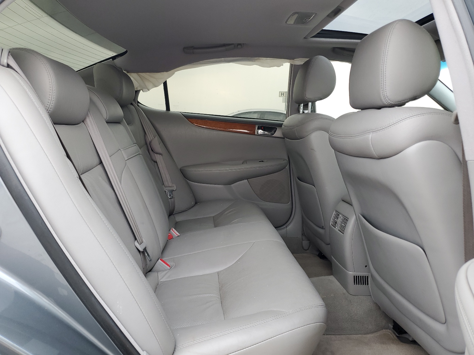 JTHBA30G555135925 2005 Lexus Es 330