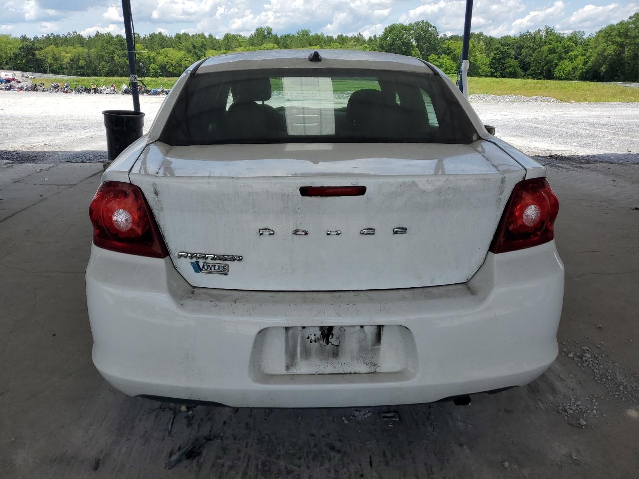 2011 Dodge Avenger Mainstreet VIN: 1B3BD1FB2BN586655 Lot: 56490024