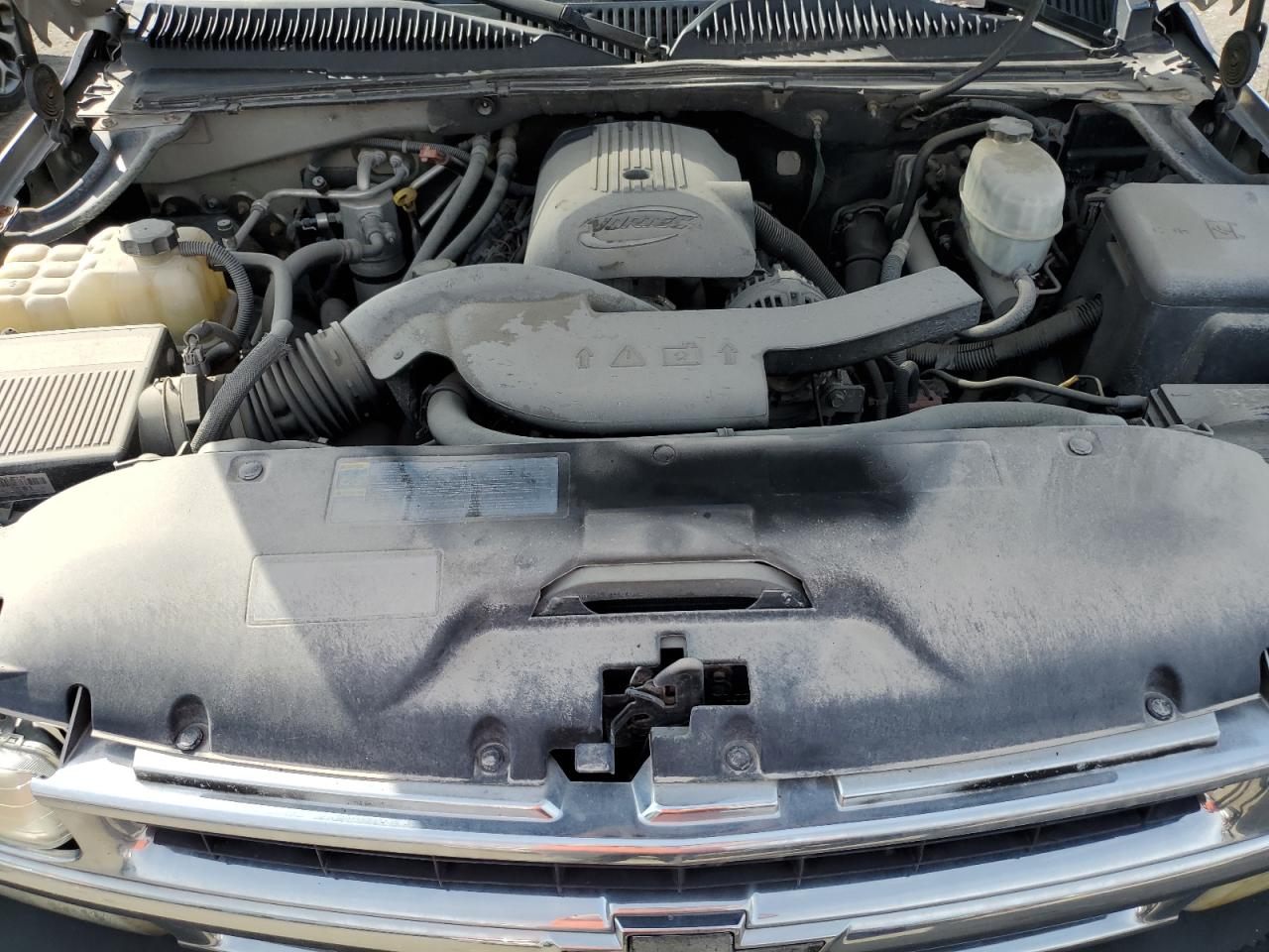 2005 Chevrolet Tahoe K1500 VIN: 1GNEK13T55J242674 Lot: 54692044