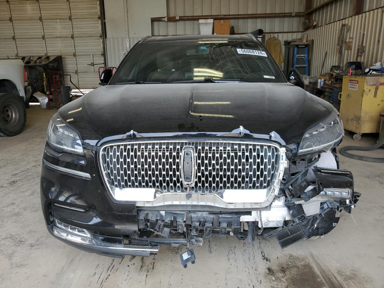 VIN 5LM5J7WC2LGL28425 2020 LINCOLN AVIATOR no.5