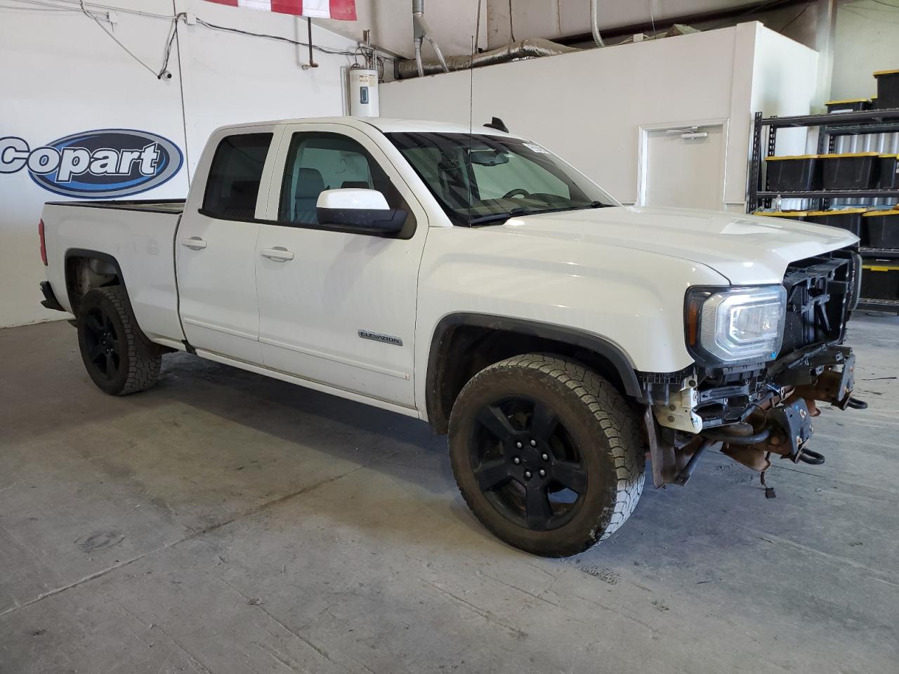 2017 GMC Sierra - Image 4