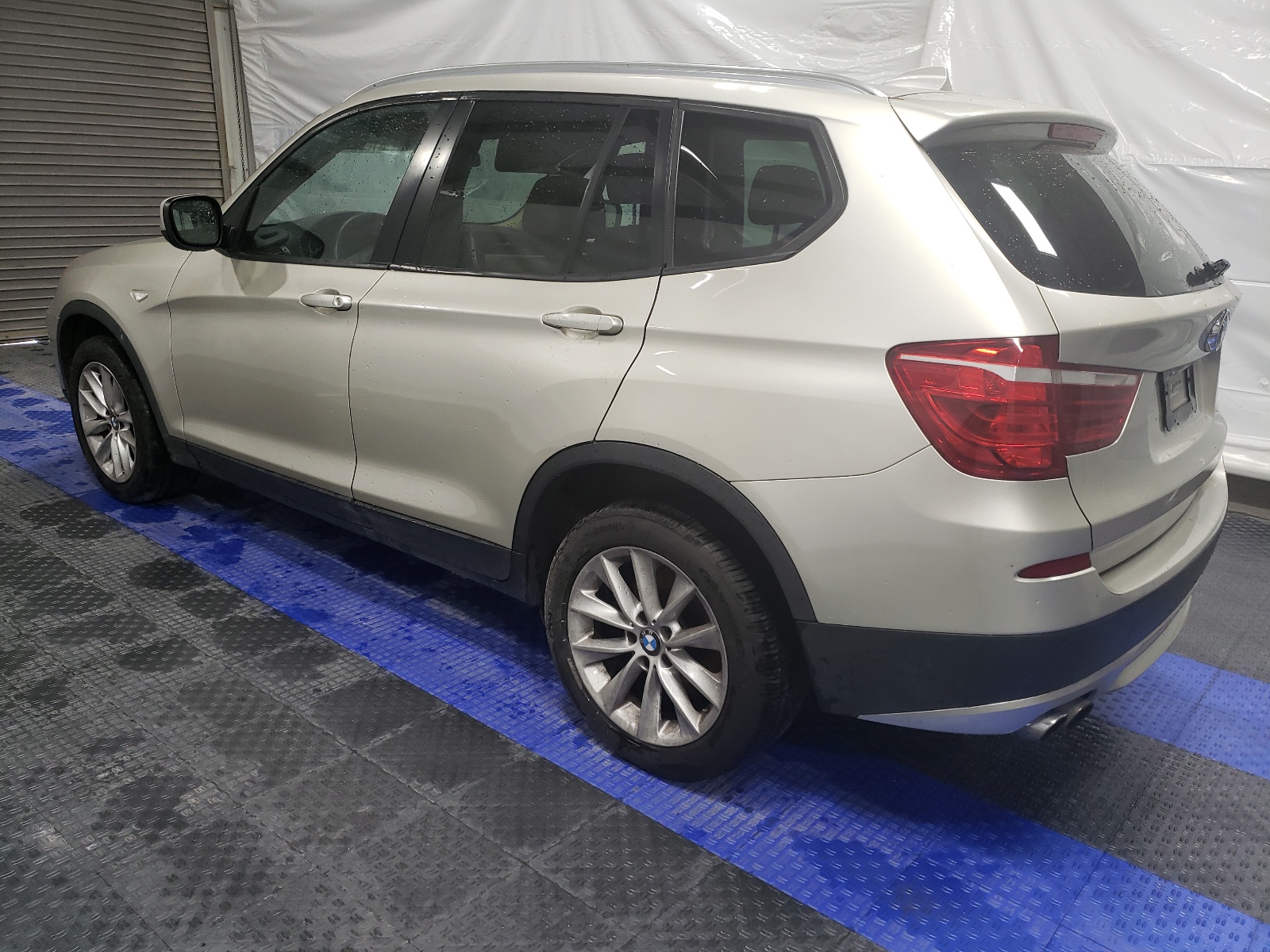 2014 BMW X3 xDrive28I vin: 5UXWX9C54E0D35949