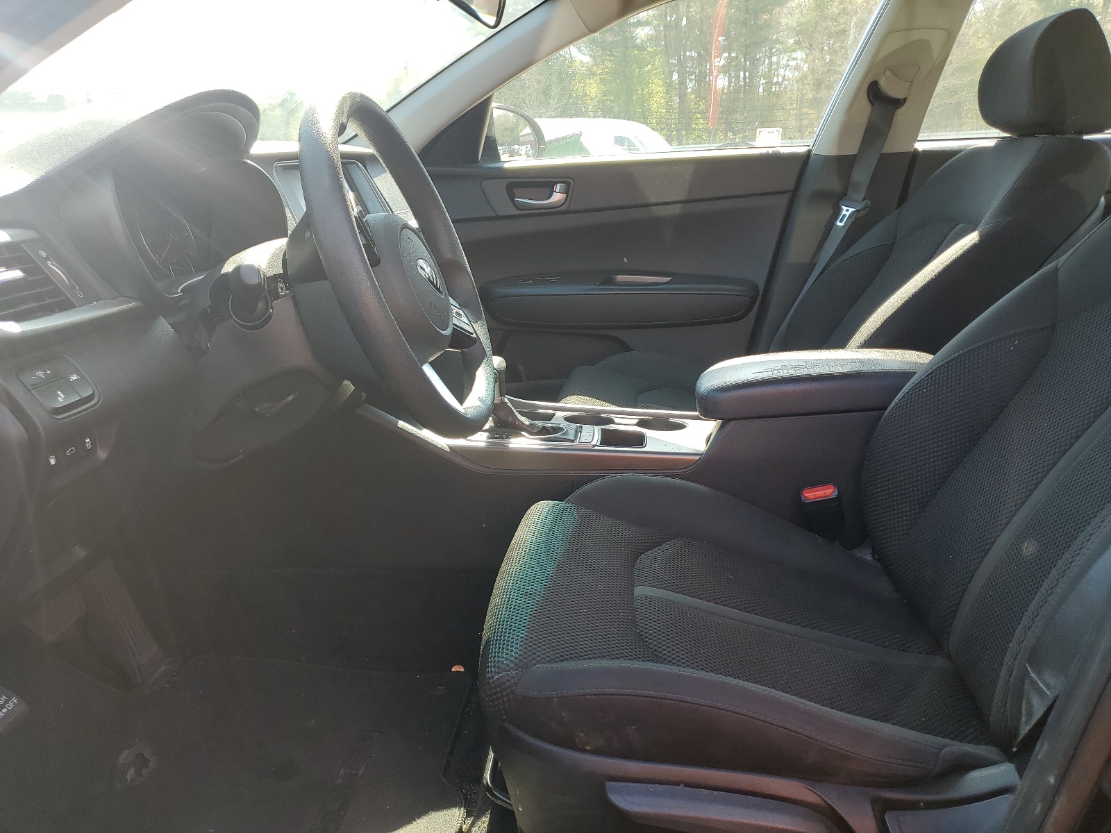 5XXGT4L37KG353386 2019 Kia Optima Lx