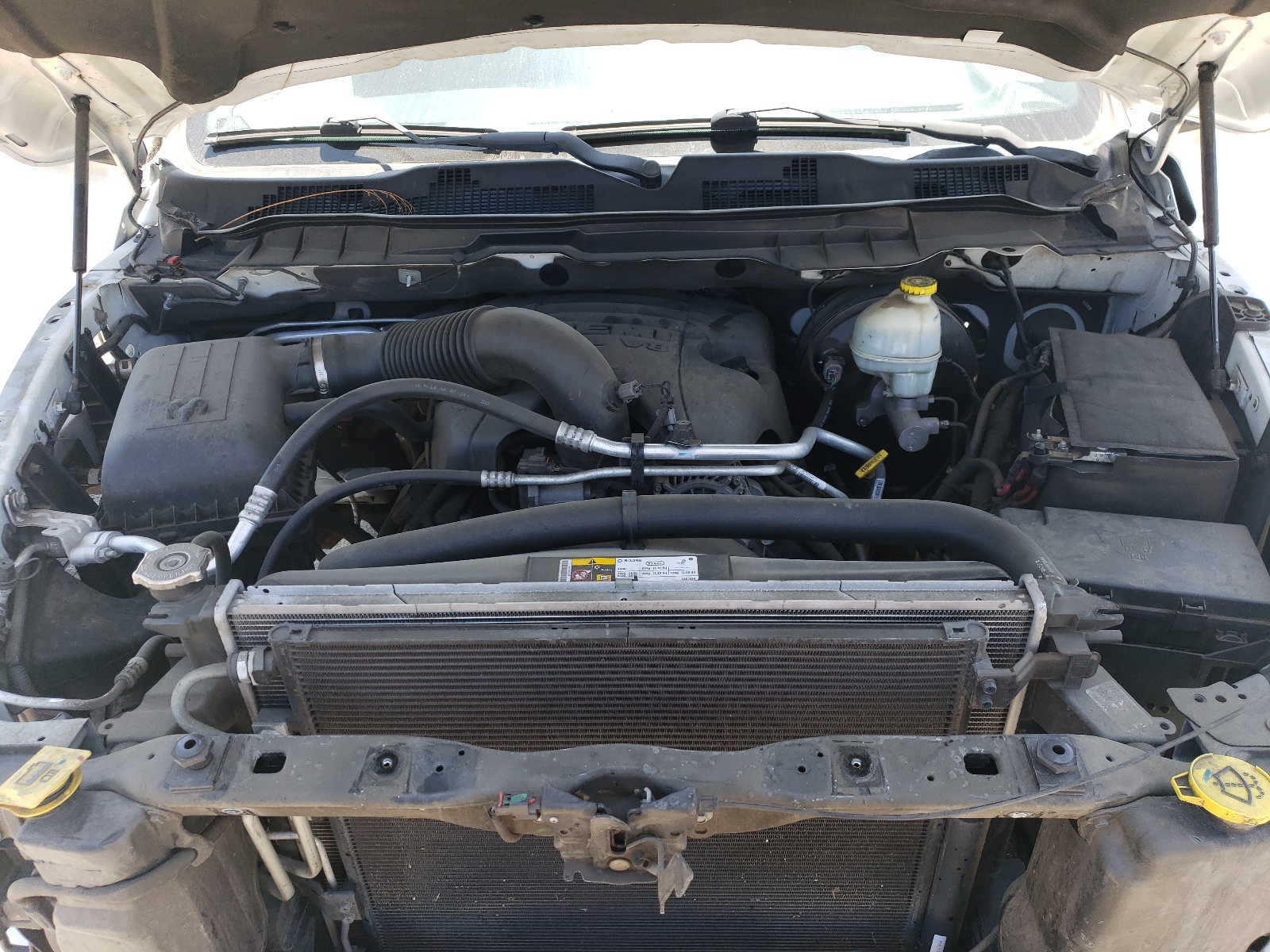 3C6JR6CT8EG171303 2014 Ram 1500 Sport