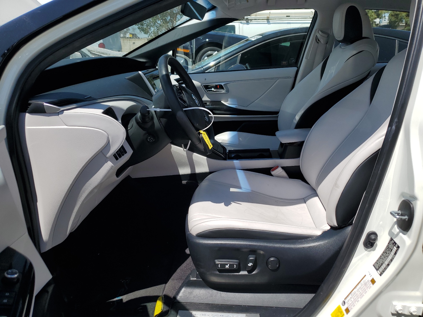 JTDBVRBD8LA008022 2020 Toyota Mirai