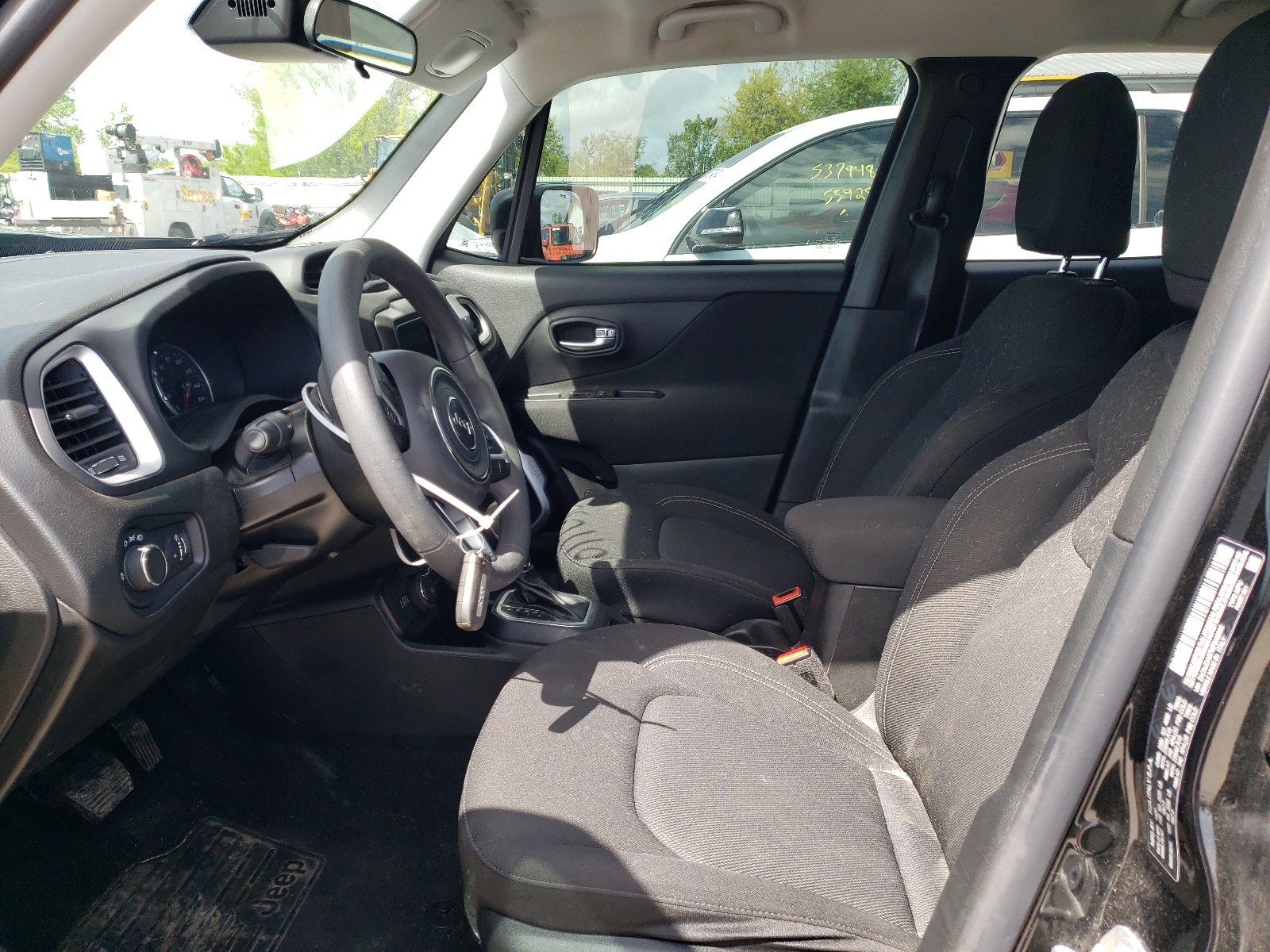 ZACNJDAB7MPM49666 2021 Jeep Renegade Sport