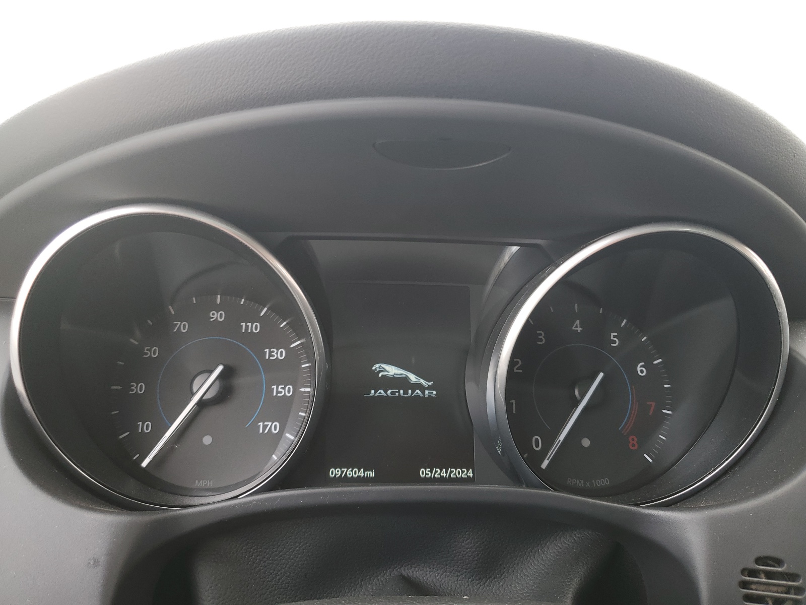 SAJAR4BG8HA977308 2017 Jaguar Xe