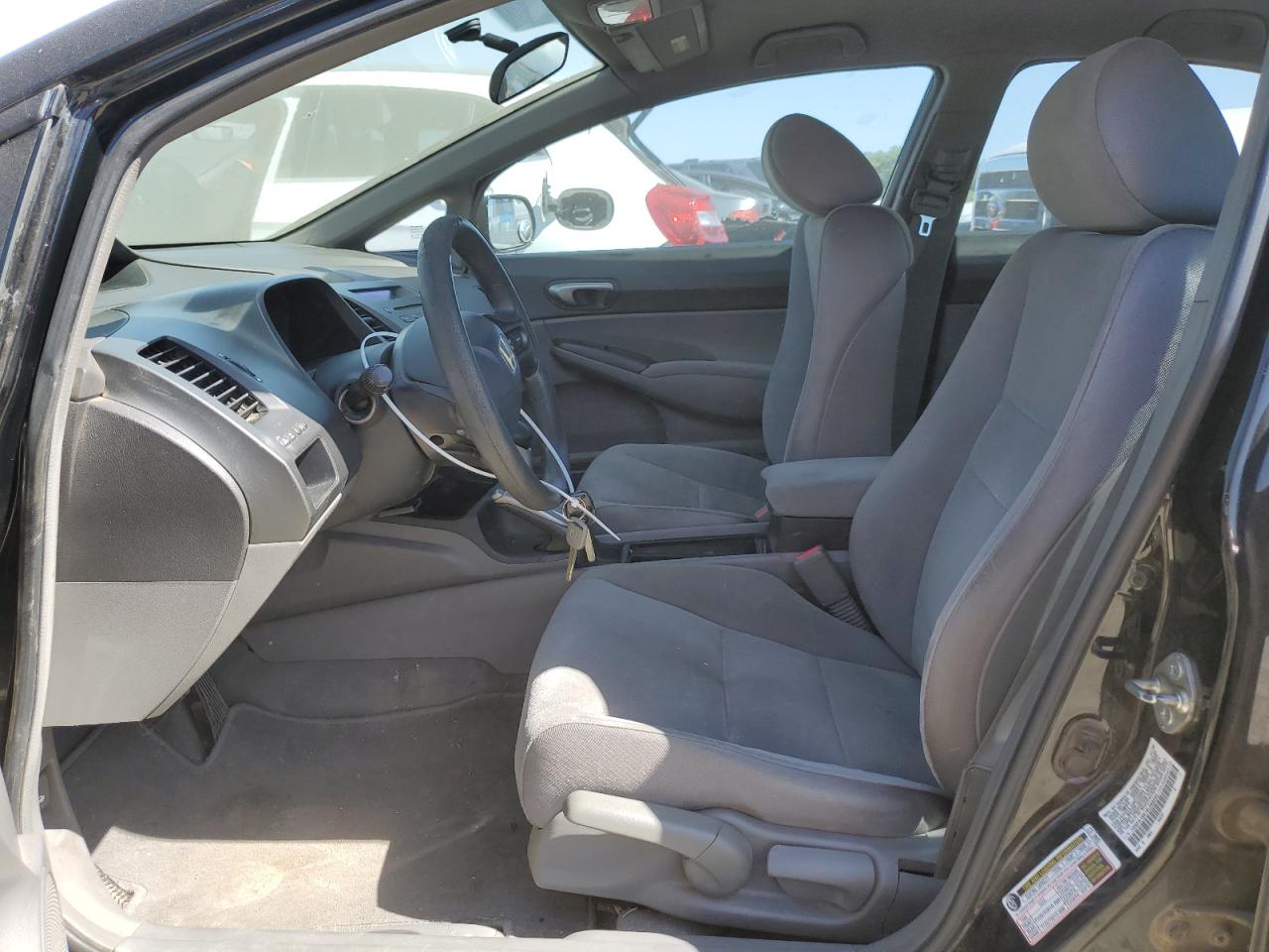 2008 Honda Civic Lx VIN: 1HGFA16518L058243 Lot: 56696774