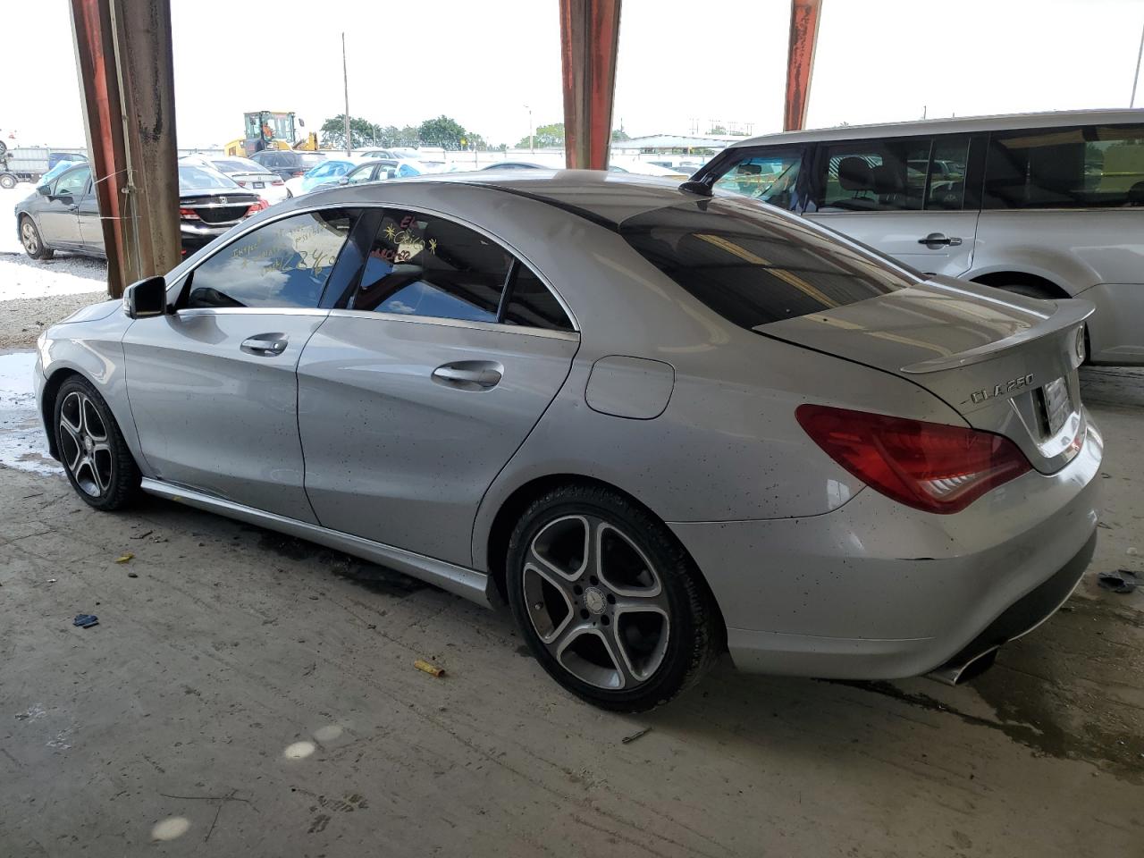 2014 Mercedes-Benz Cla 250 vin: WDDSJ4EB9EN068935