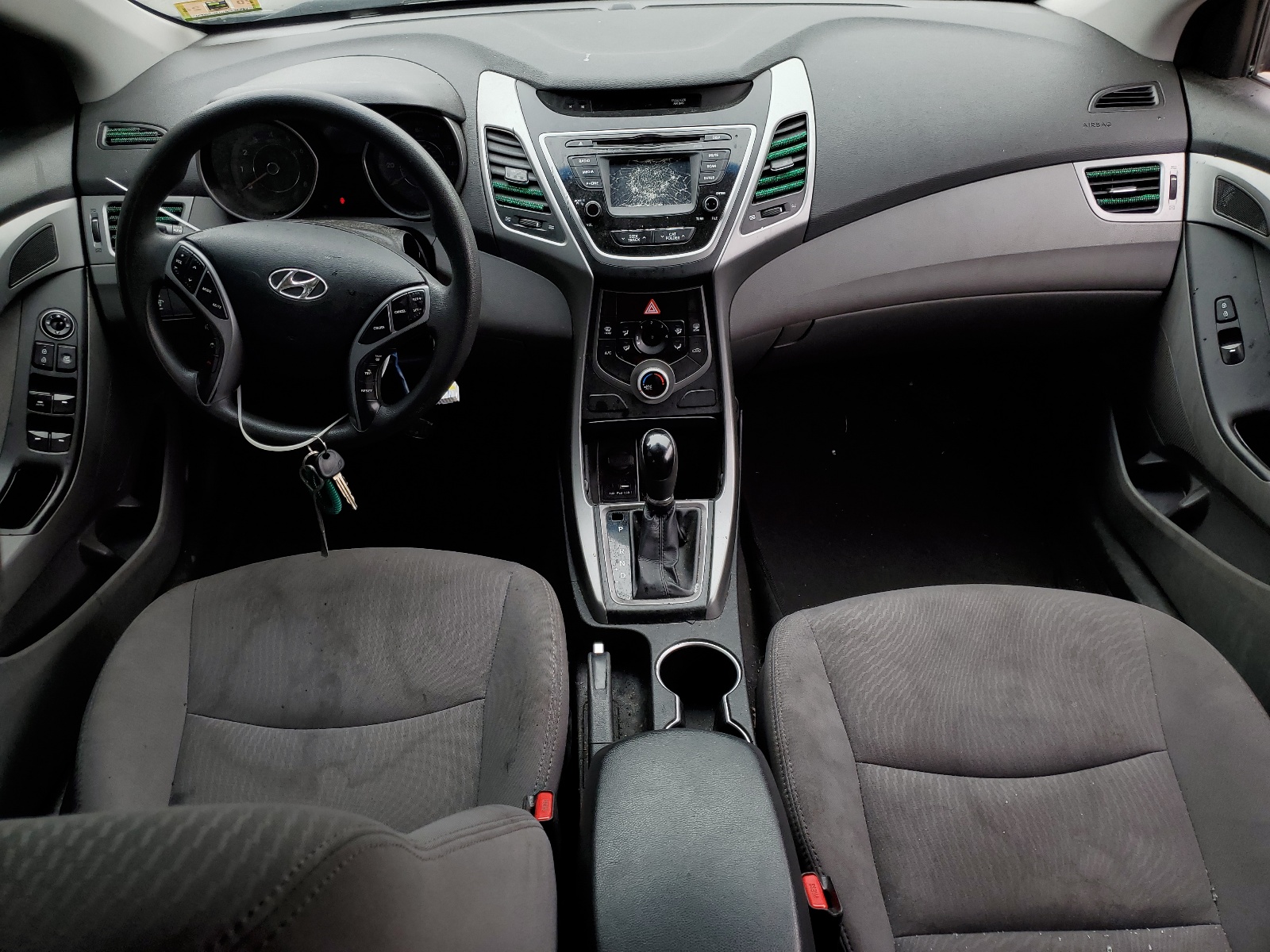 5NPDH4AE1FH639236 2015 Hyundai Elantra Se