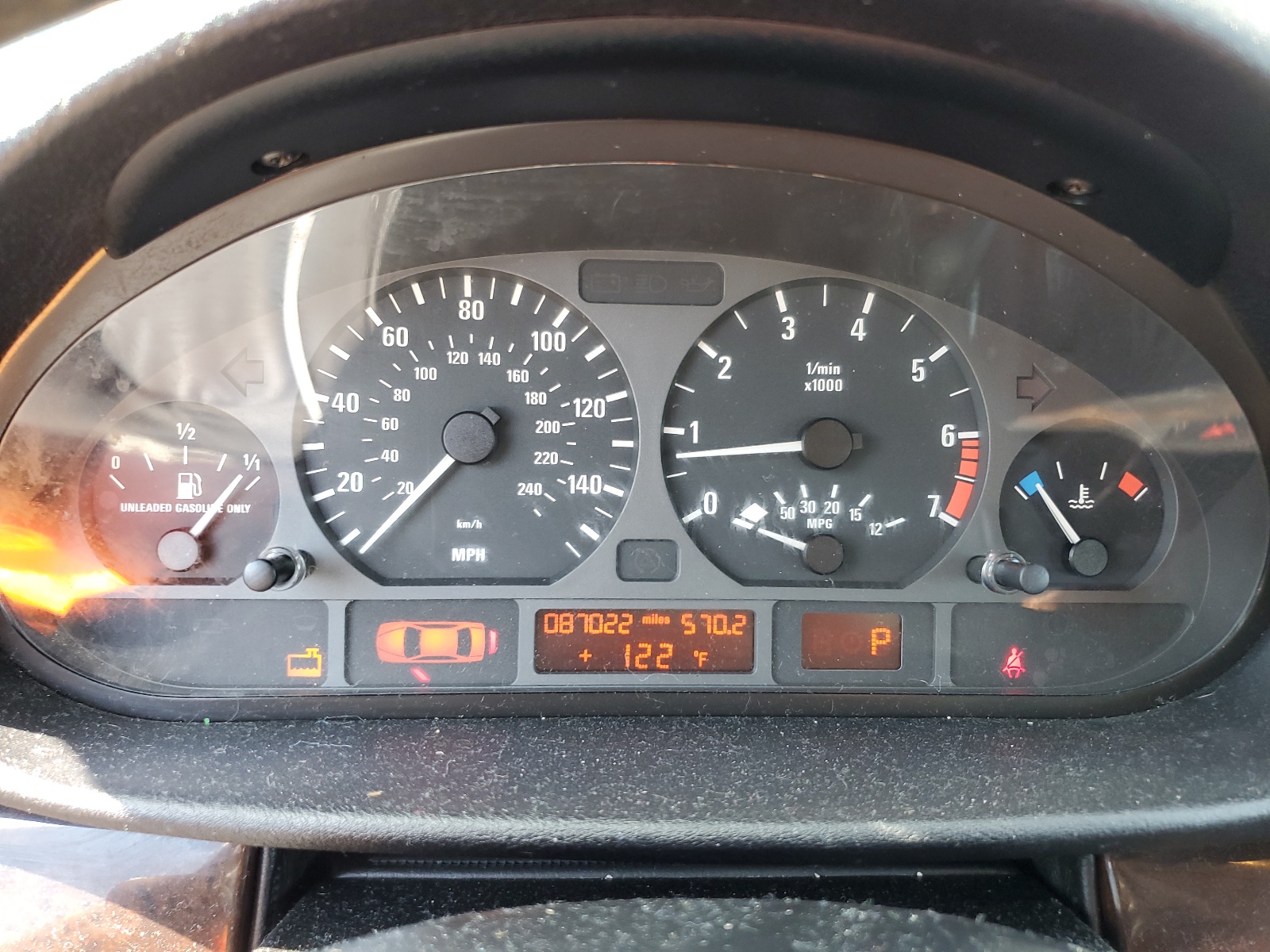 WBAEV33493KL86494 2003 BMW 325 I