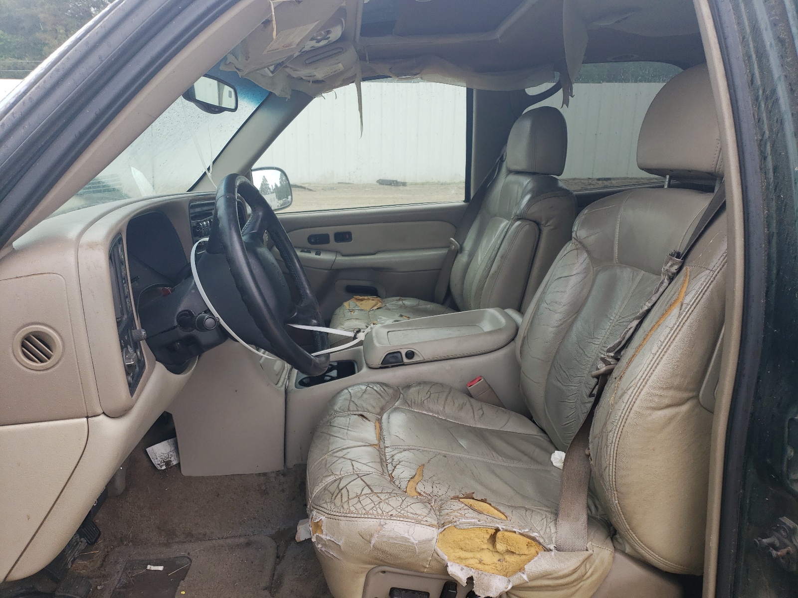 1GNEK13Z92J104748 2002 Chevrolet Tahoe K1500