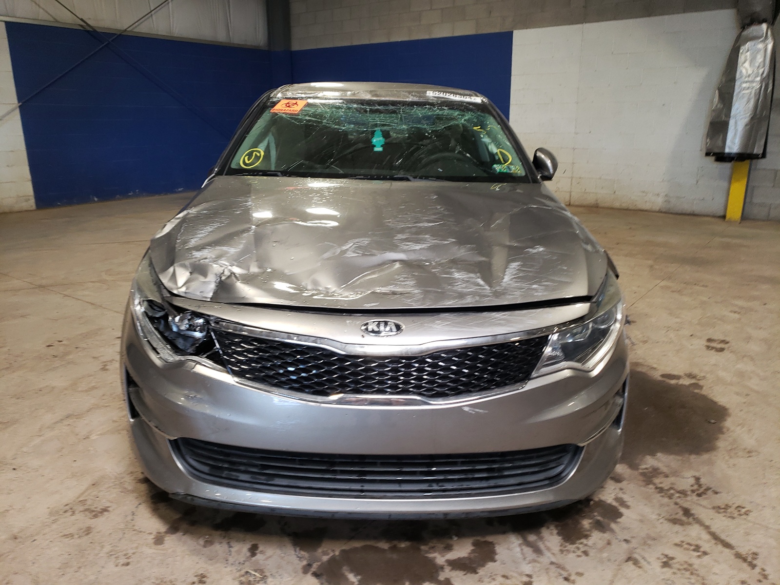 2017 Kia Optima Lx vin: 5XXGT4L3XHG163381