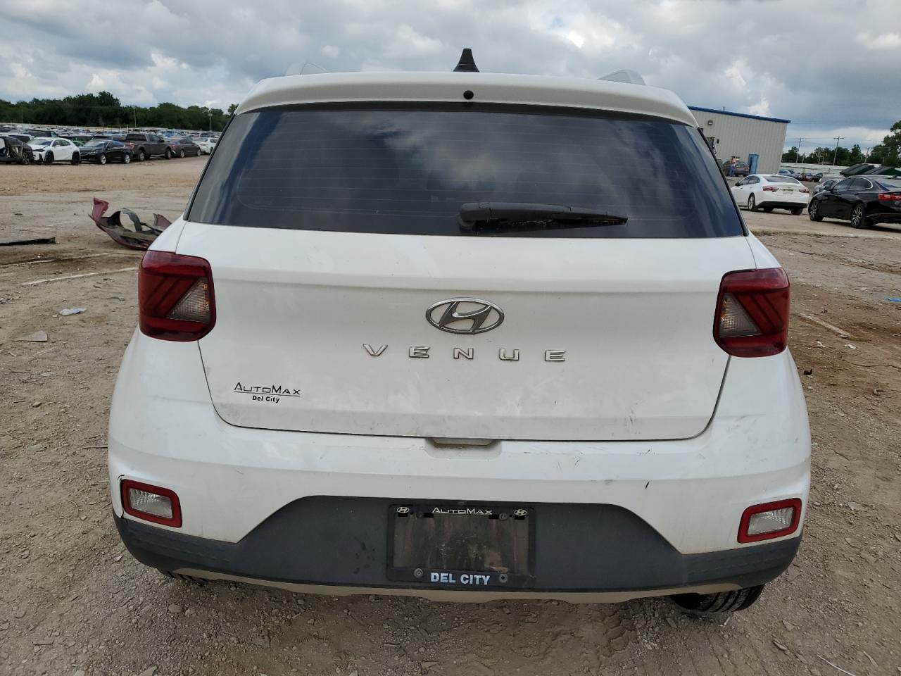 2020 Hyundai Venue Sel VIN: KMHRC8A39LU018415 Lot: 56868634