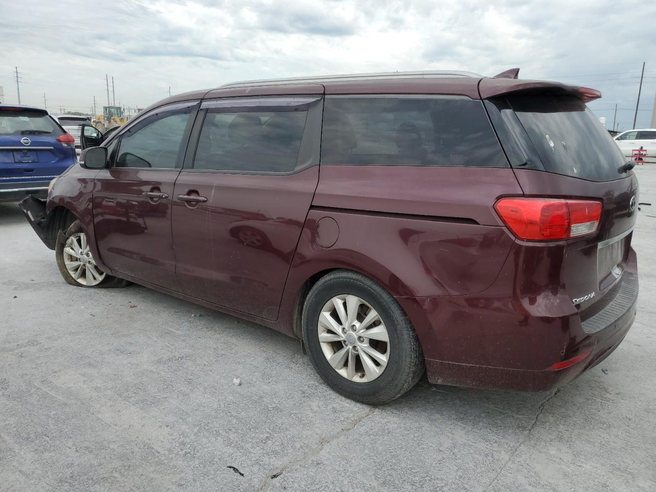 KNDMB5C18F6024128 2015 KIA SEDONA - Image 2