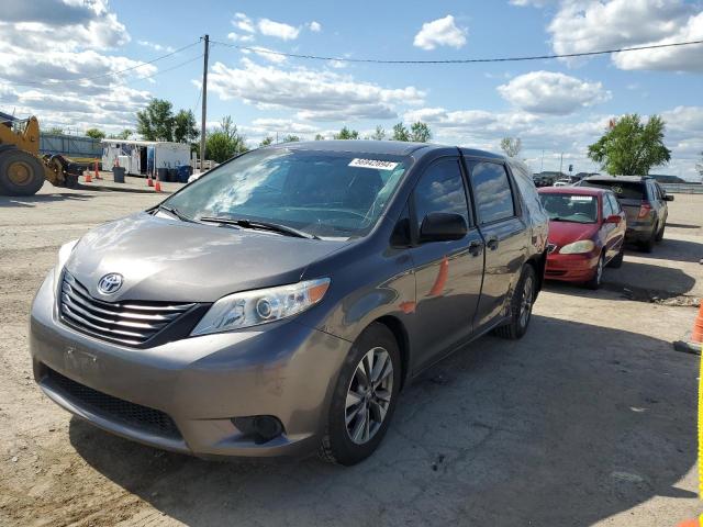 2017 Toyota Sienna 