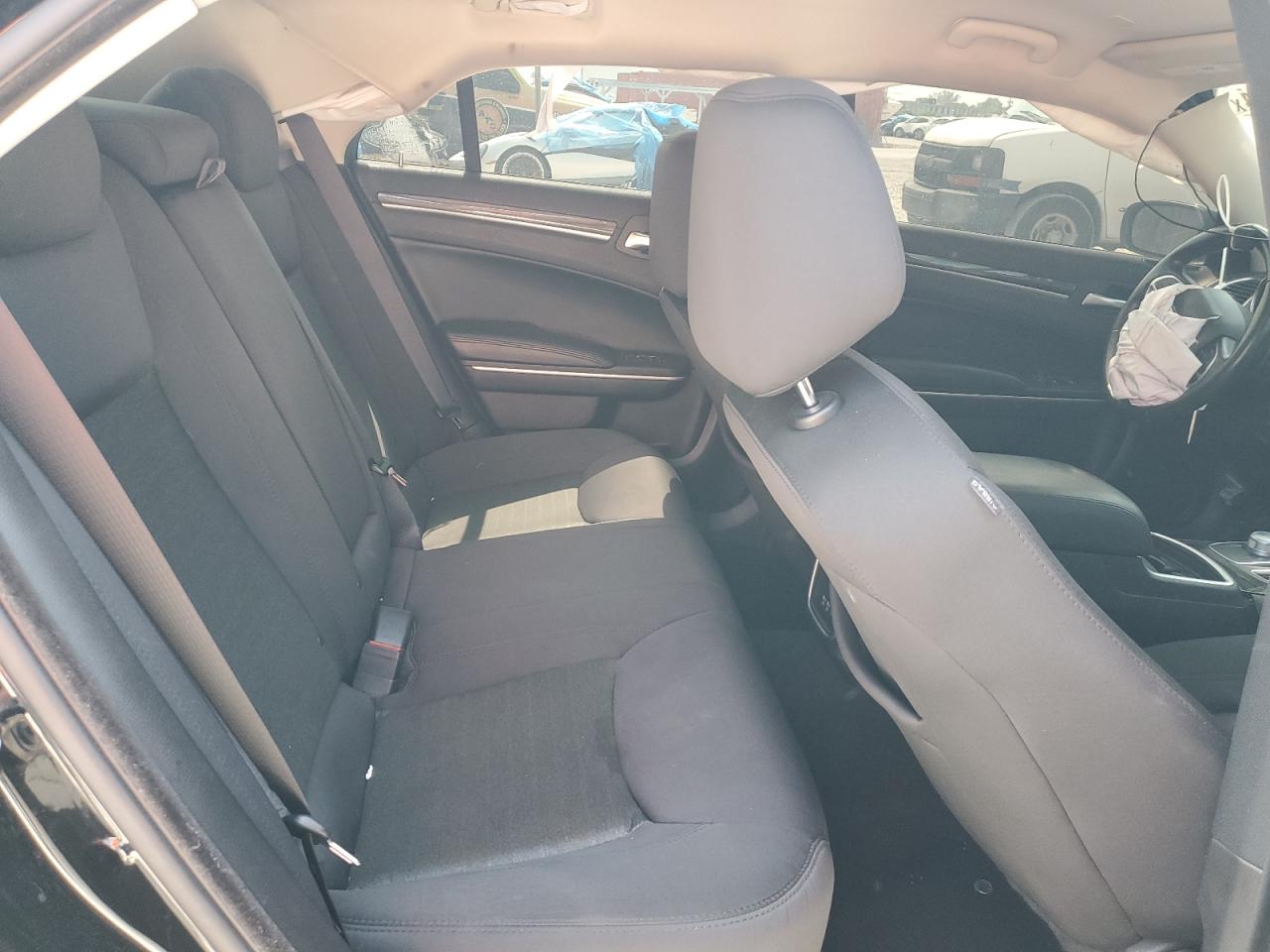 2020 Chrysler 300 Touring VIN: 2C3CCAAG5LH242048 Lot: 54819544