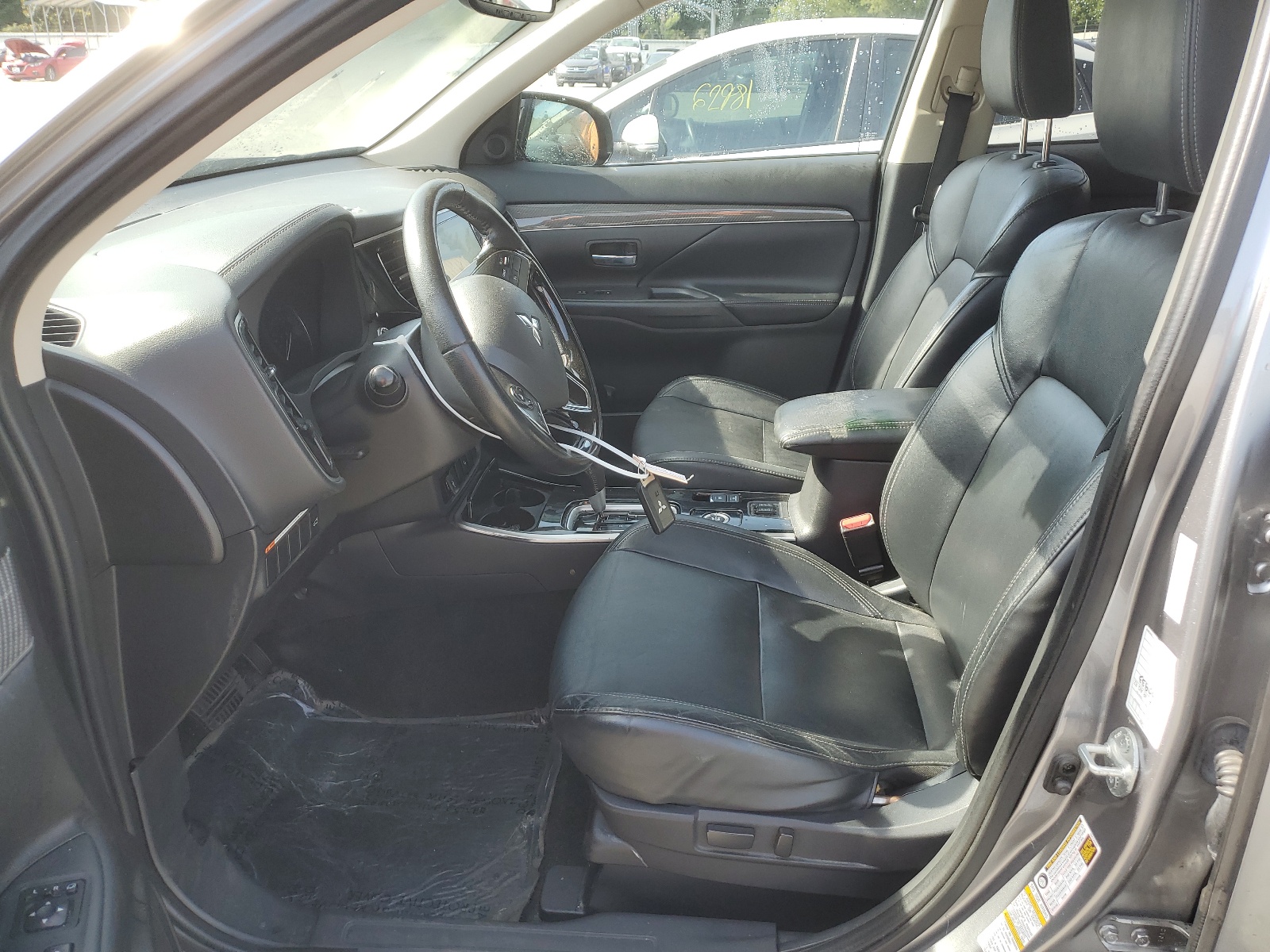 JA4AZ3A34KZ034150 2019 Mitsubishi Outlander Se