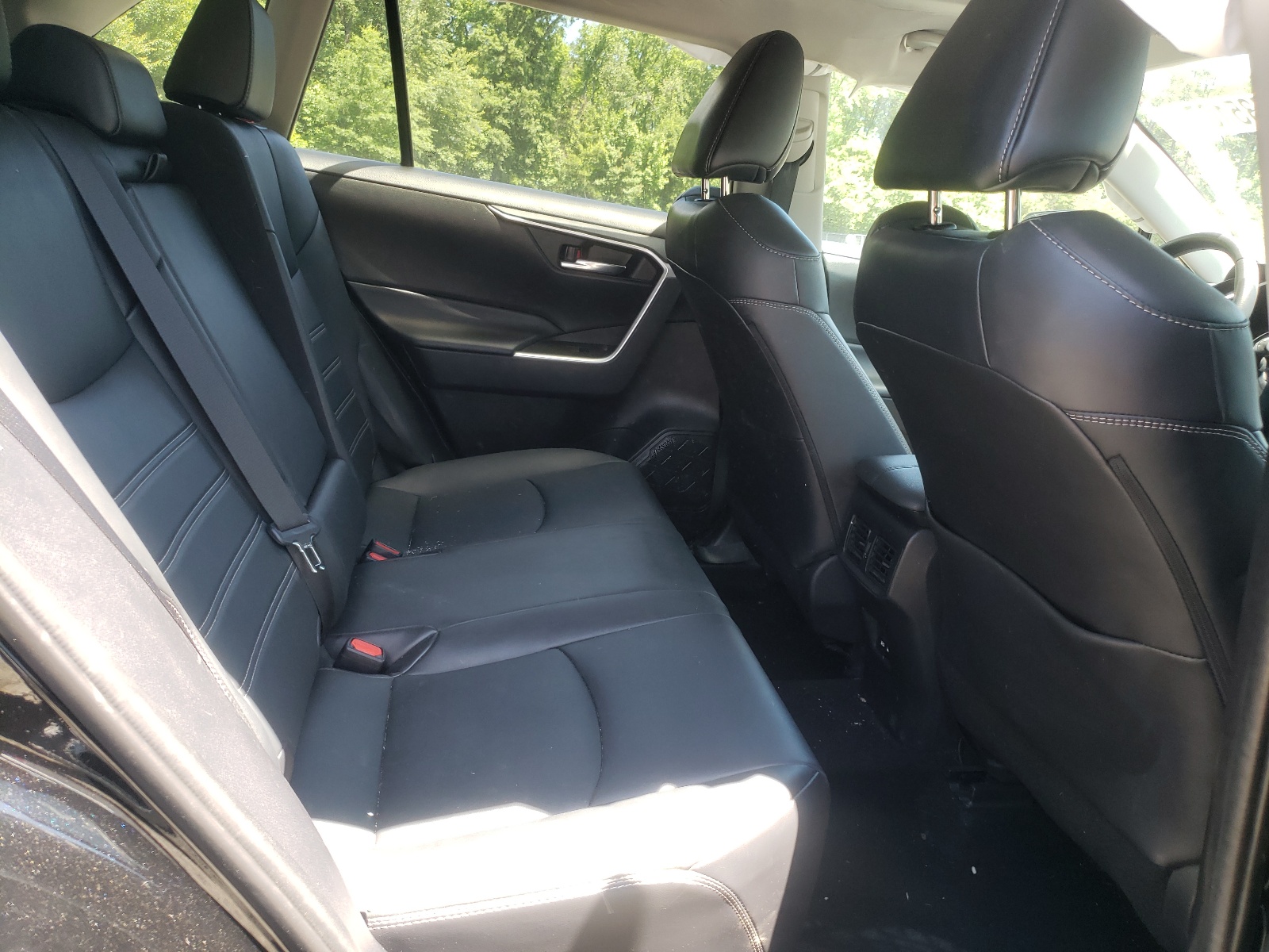 2T3A1RFV6MC161965 2021 Toyota Rav4 Xle Premium