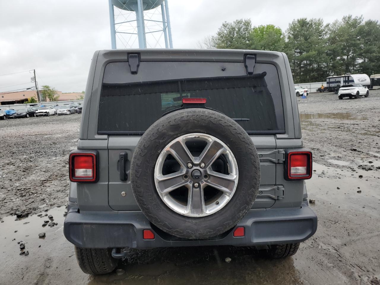 2020 Jeep Wrangler Unlimited Sahara VIN: 1C4HJXEN5LW242751 Lot: 54326844