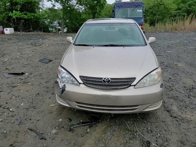 2004 Toyota Camry Le VIN: 4T1BE30K74U878449 Lot: 54058944