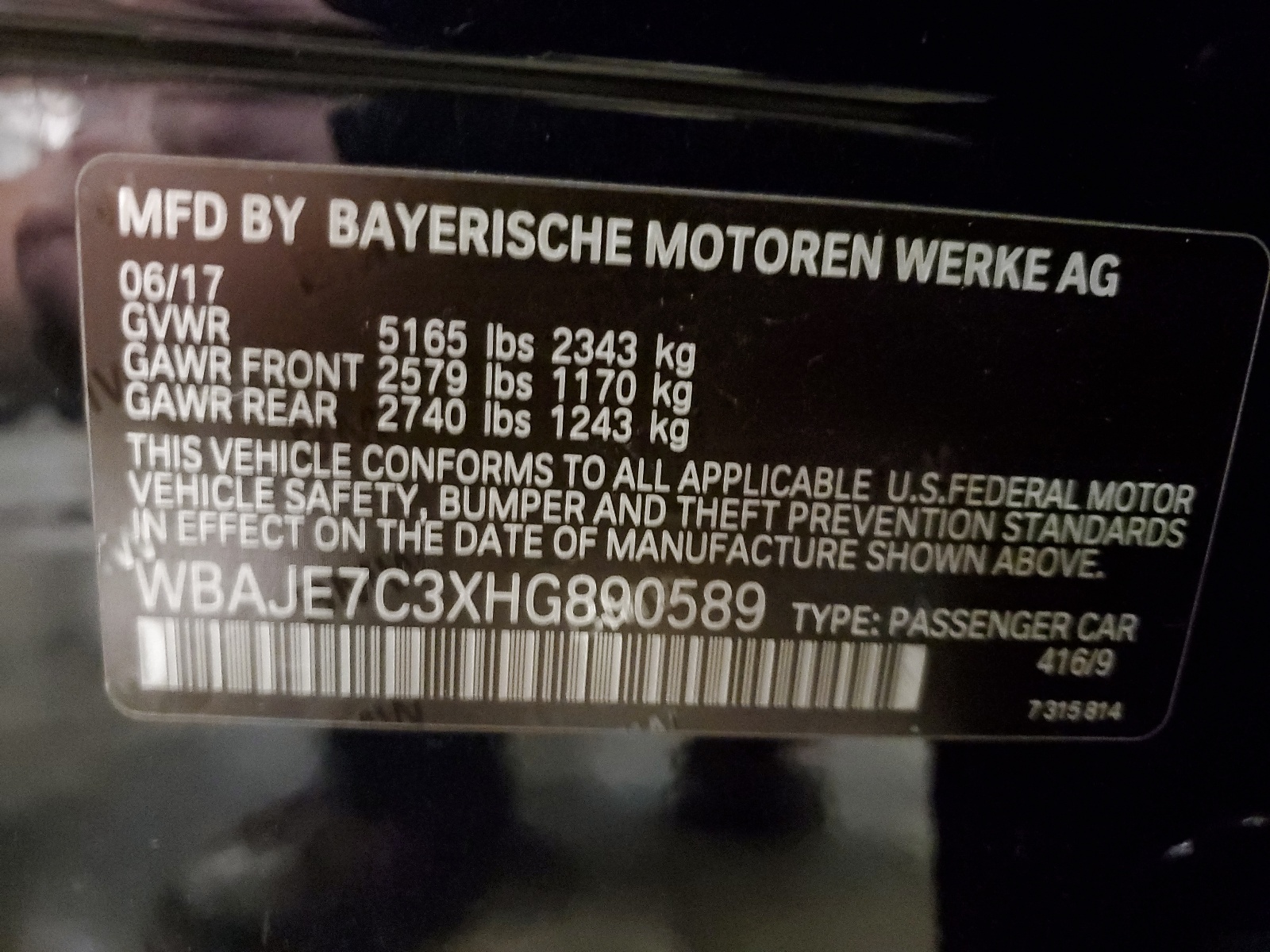 WBAJE7C3XHG890589 2017 BMW 540 Xi