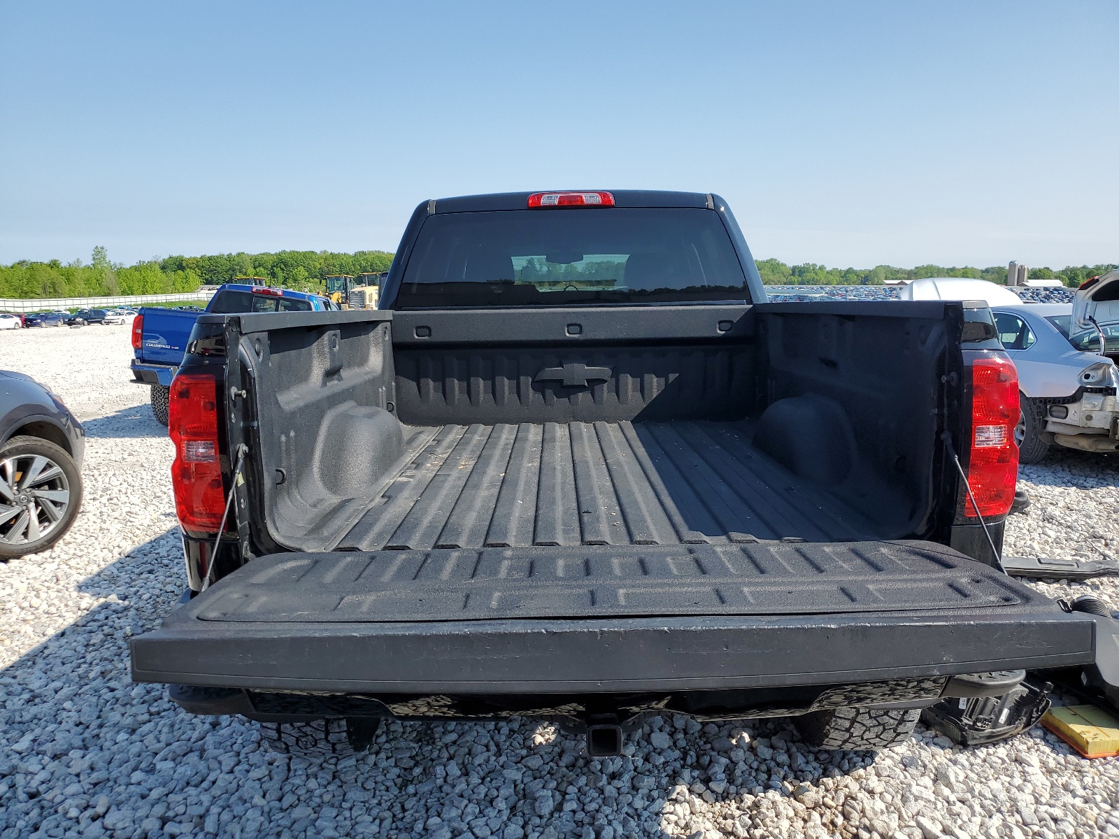 1GCUKREC5JF157377 2018 Chevrolet Silverado K1500 Lt