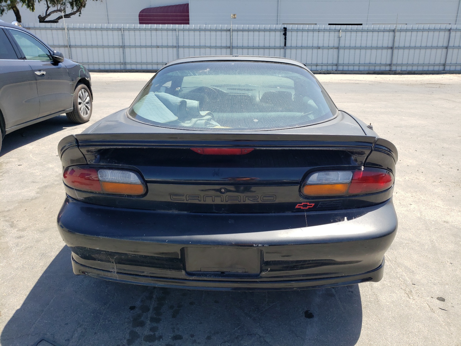 2G1FP22KXV2118068 1997 Chevrolet Camaro Base