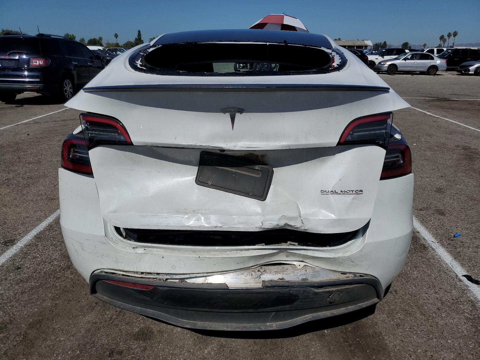 7SAYGDEF0NF387941 2022 Tesla Model Y