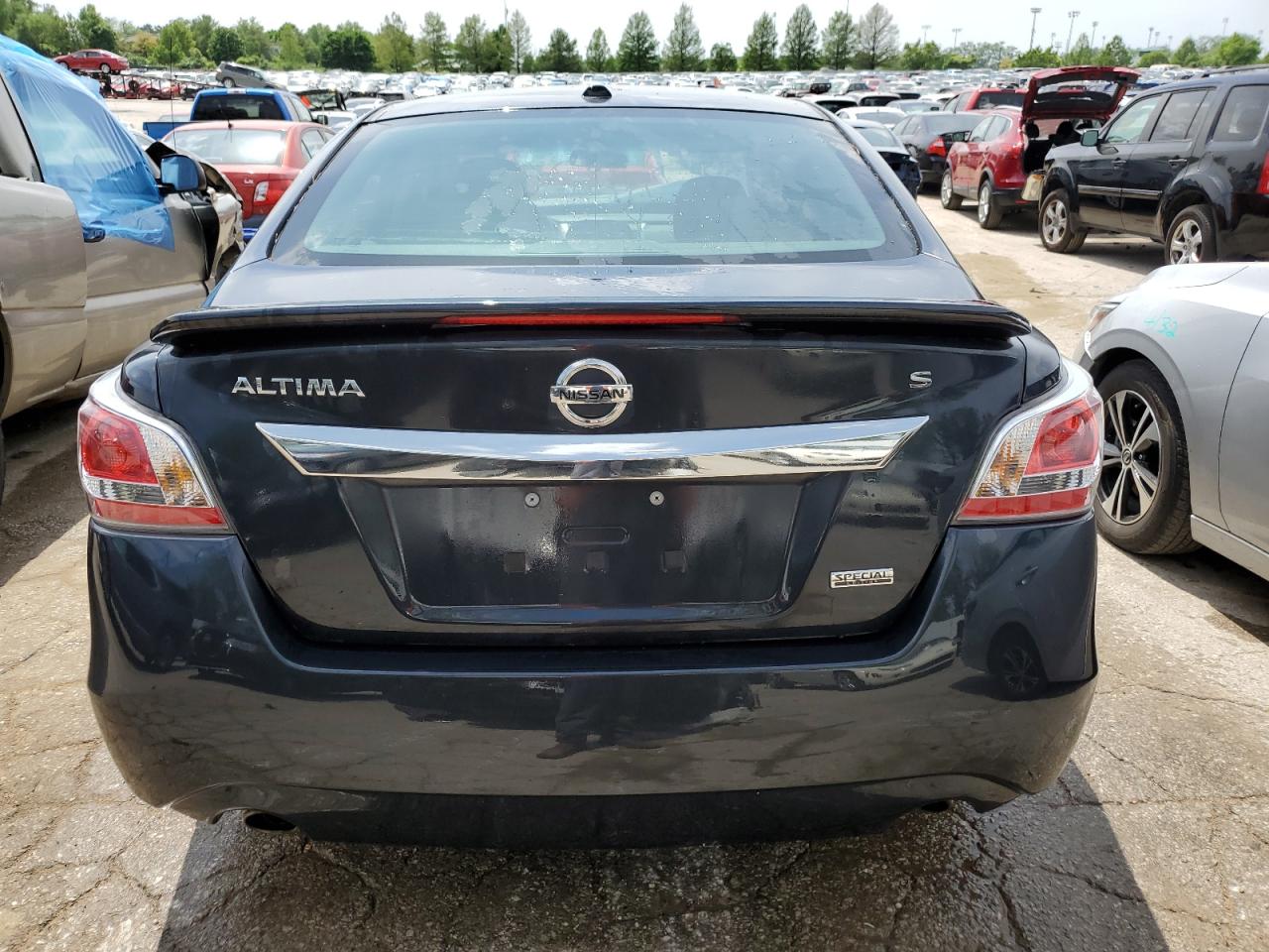 2015 Nissan Altima 2.5 VIN: 1N4AL3AP0FN916493 Lot: 52764224