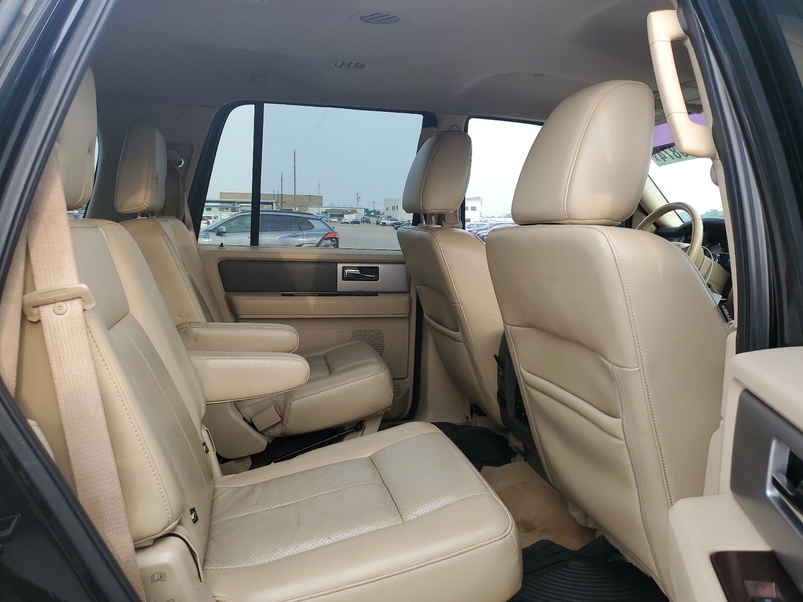 1FMJU1H50EEF56037 2014 Ford Expedition Xlt