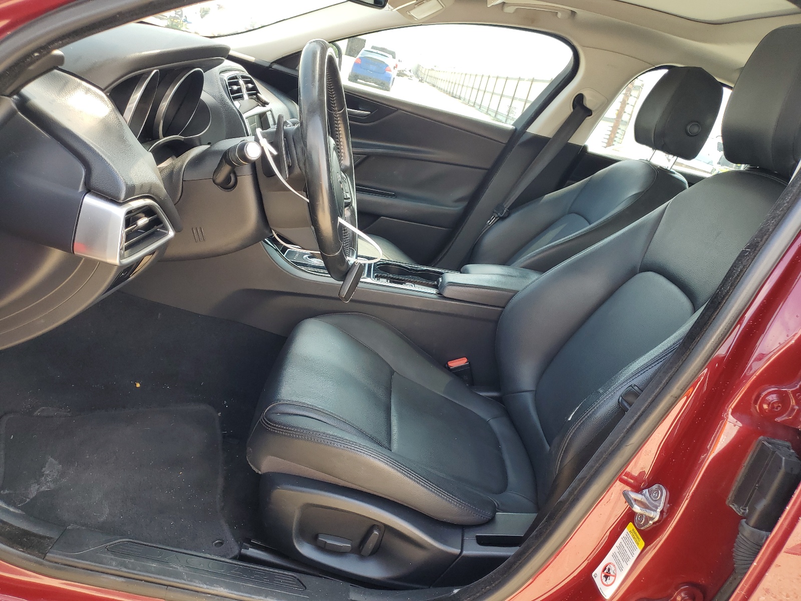 SAJAR4BG6HA975928 2017 Jaguar Xe