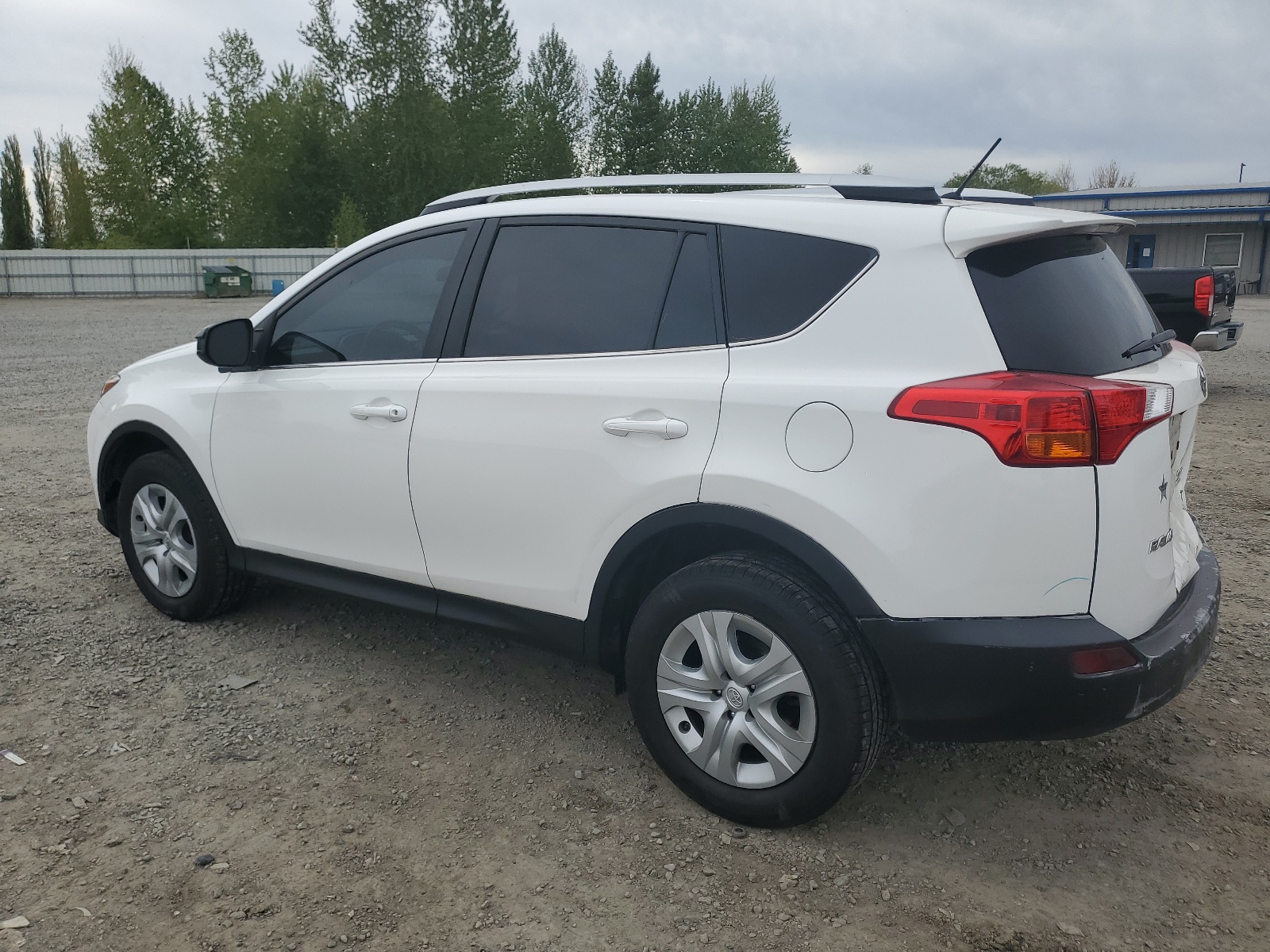 2015 Toyota Rav4 Le vin: 2T3BFREV3FW310664