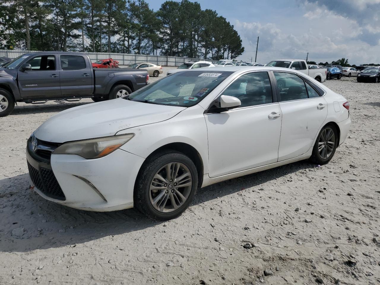 4T1BF1FK0GU221103 2016 TOYOTA CAMRY - Image 1