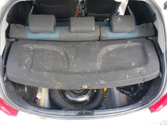 2012 TOYOTA YARIS TR V