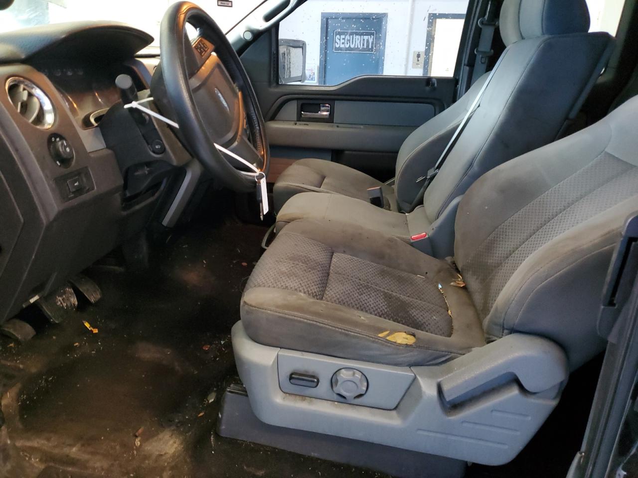 2013 Ford F150 Super Cab VIN: 1FTFX1EF2DFB00094 Lot: 54128924