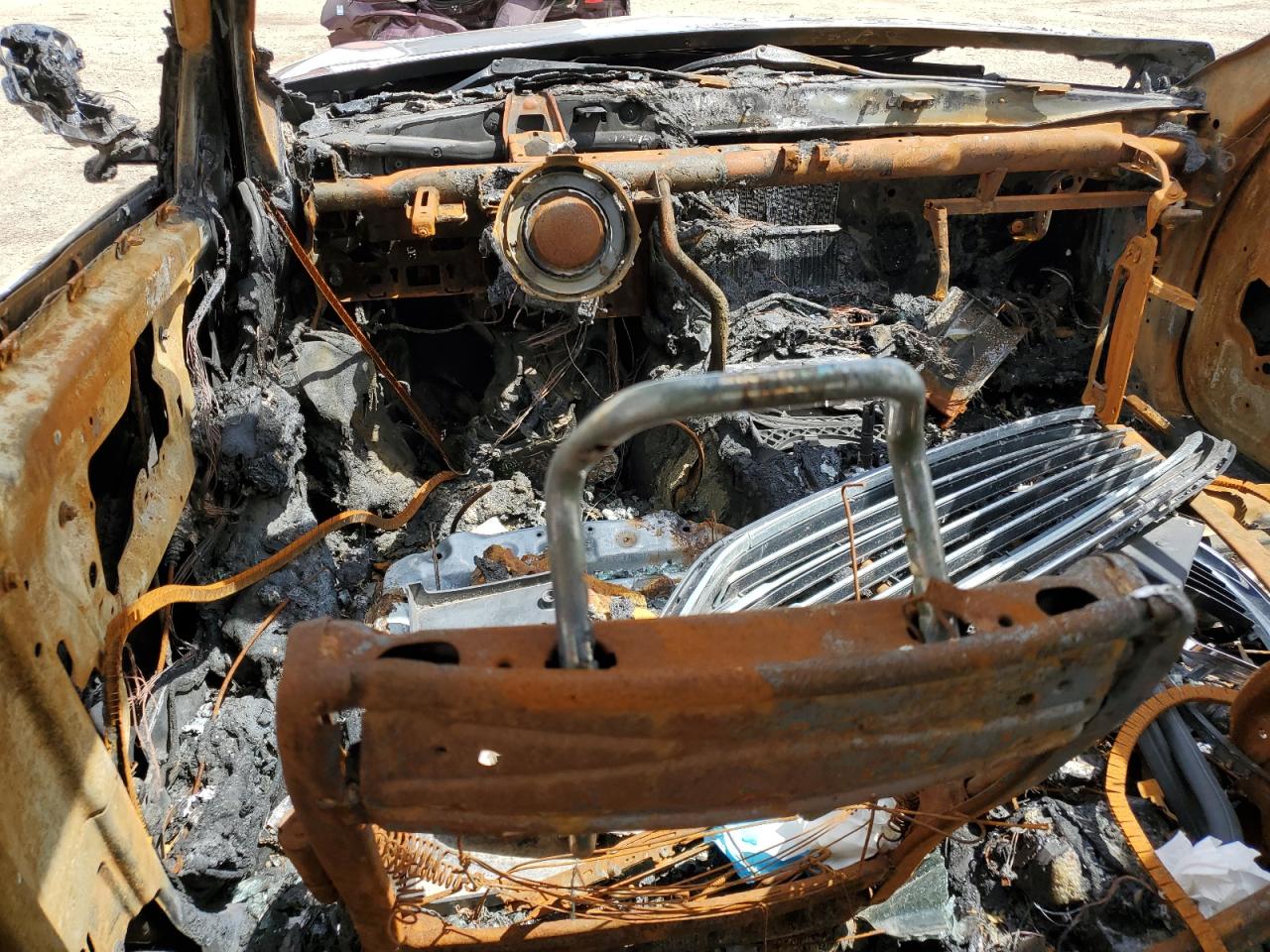 2011 BMW 328 Xi VIN: WBAPK7C58BA821401 Lot: 53996014