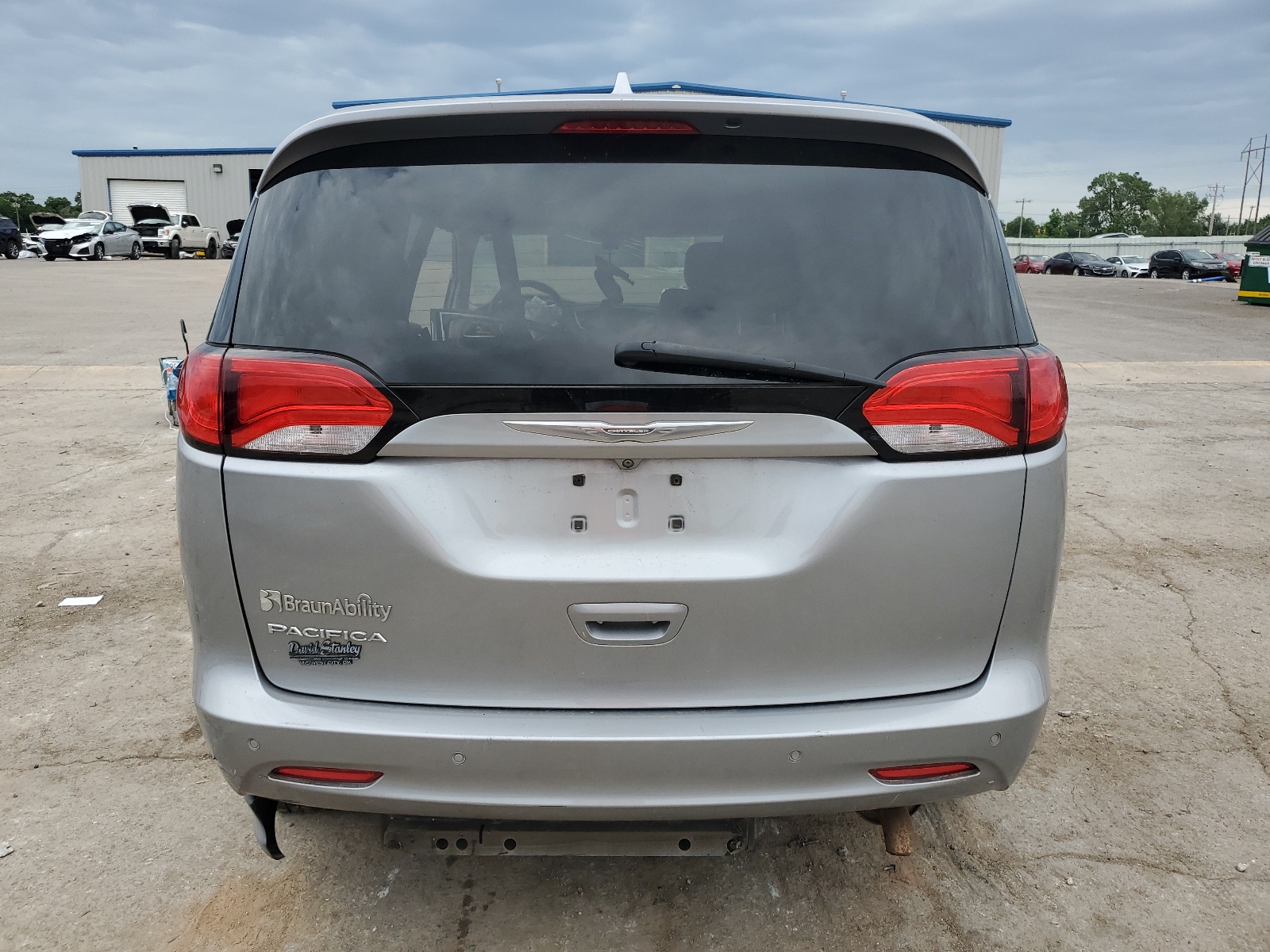 2C4RC1DG7HR502324 2017 Chrysler Pacifica Touring