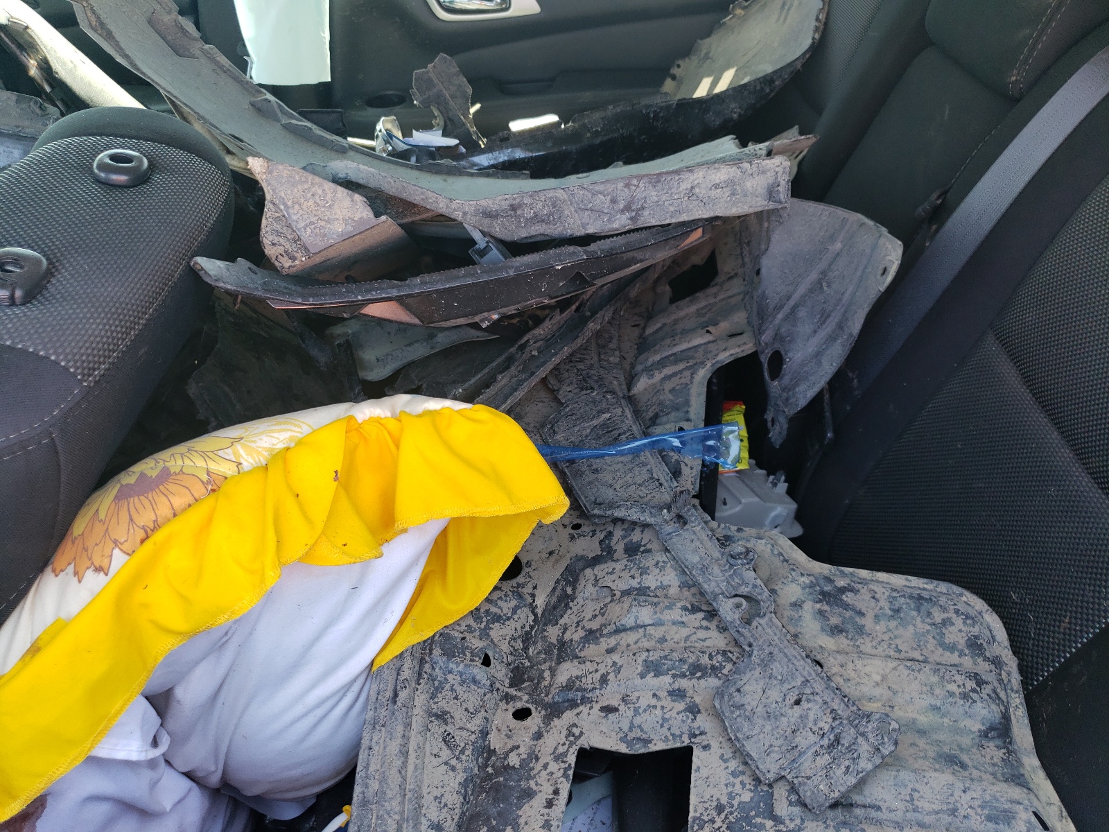 5N1DR2MN4KC610019 2019 Nissan Pathfinder S